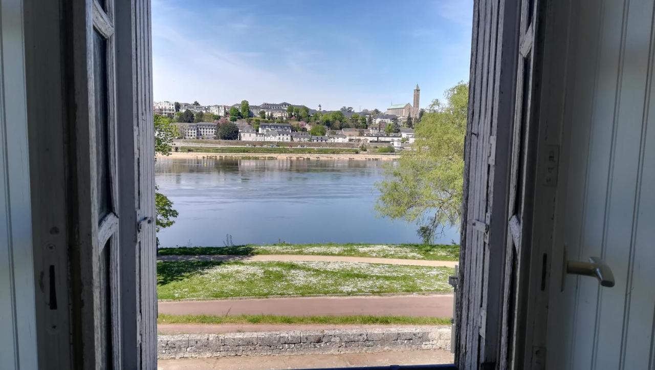 Appartement Spacieux Vue Sur Loire Proche Du Centre บลัวส์ ภายนอก รูปภาพ